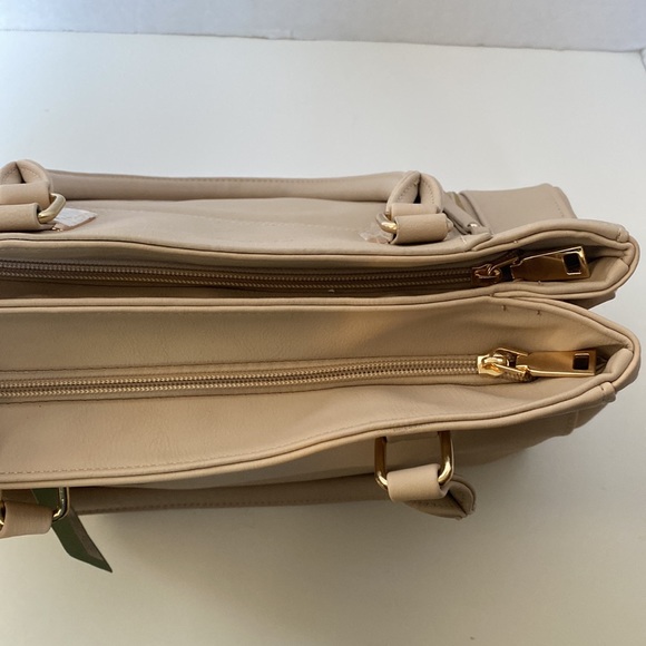 Ivy London Large Vegan Tan Handbag with Removable Strap NWT - Picture 10 of 16